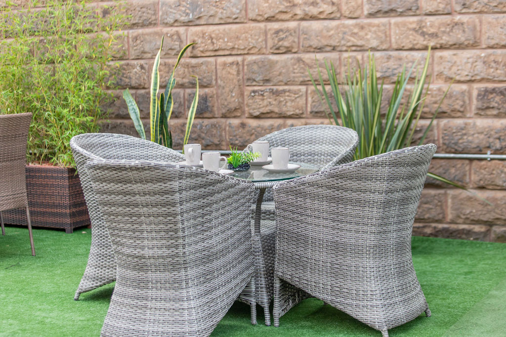 Cosmos-Jardin-Classics (1) Cosmos-Dining-Set